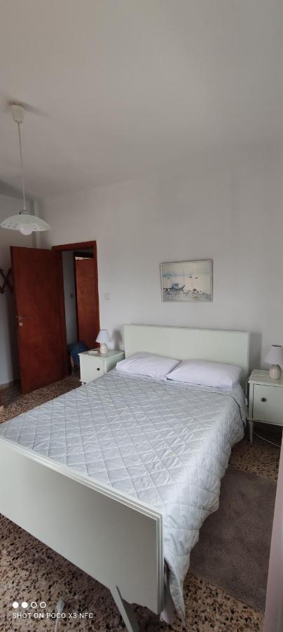 To Spiti Stin Aliki Daire Artemida  Dış mekan fotoğraf